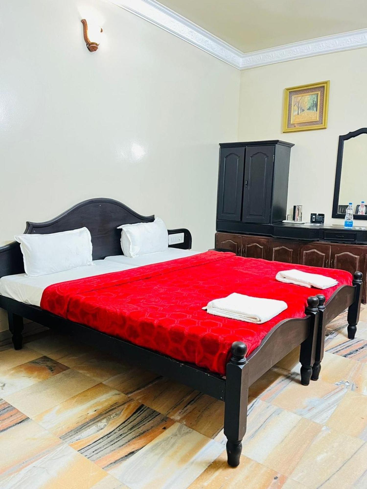 Hotel Hill Town Coorg Мадикери Экстерьер фото